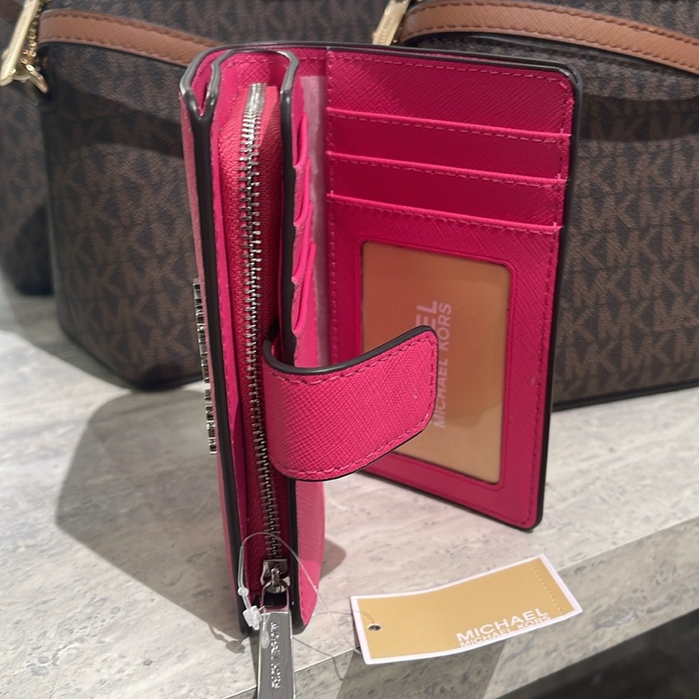 Michael Kors Medium Saffiano Leather Bifold Wallet
Dragonfruit 
NWT - Picture 9 of 16